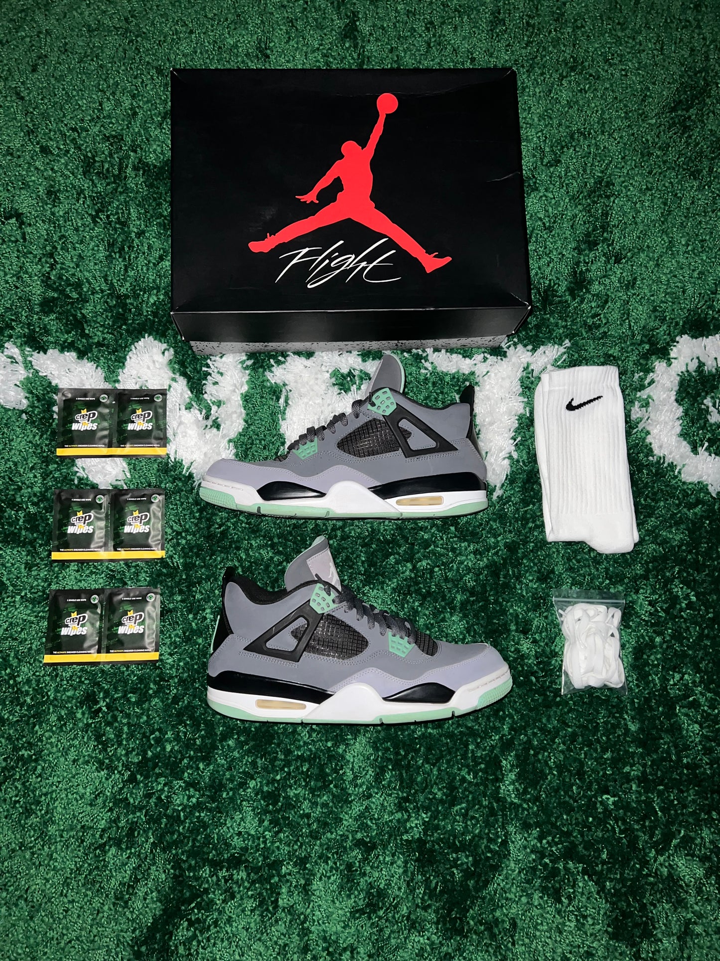 Jordan 4 Retro Green Glow - Size 11