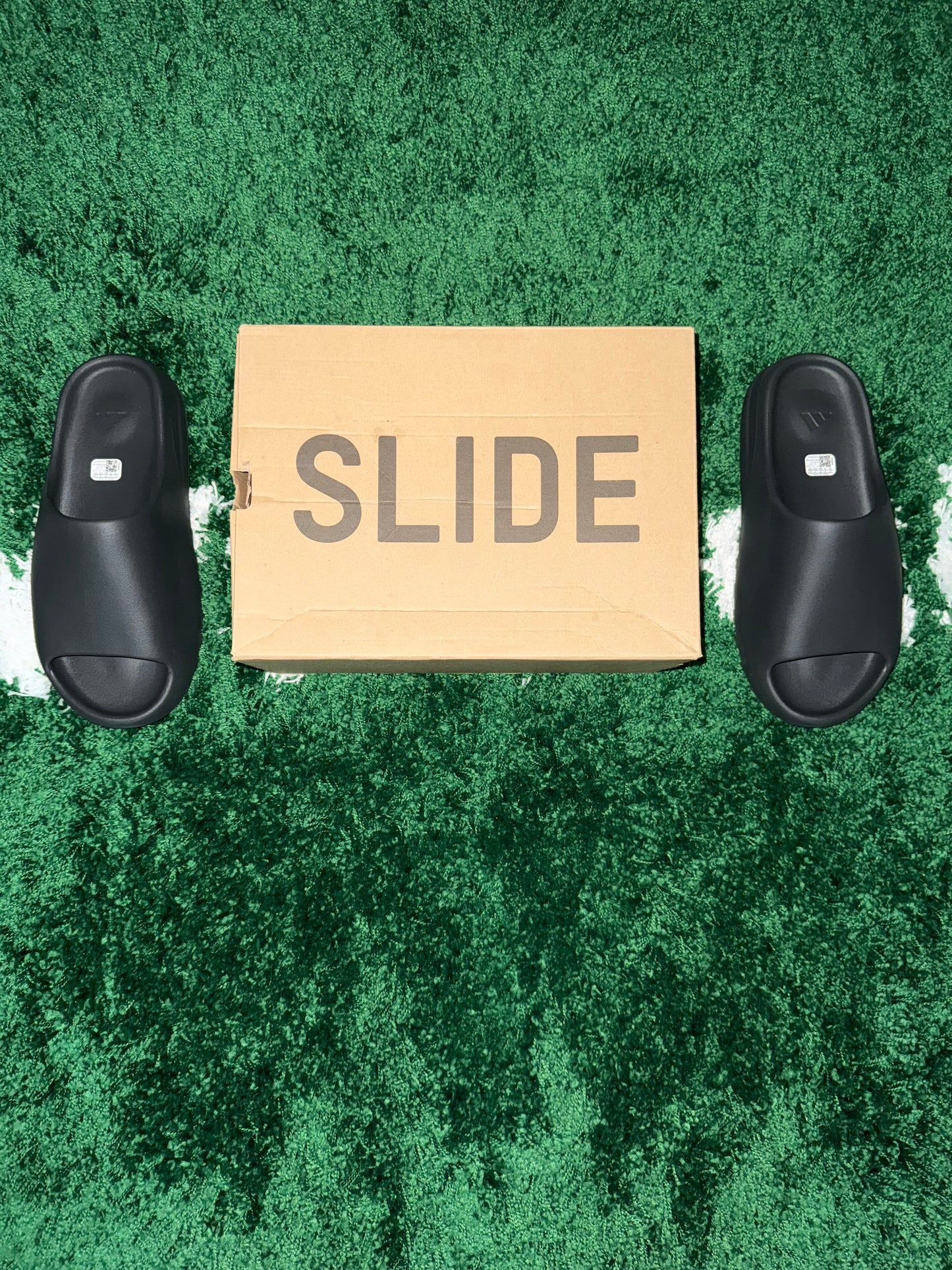 Adidas Yeezy Slide Dark Onyx - Size 13