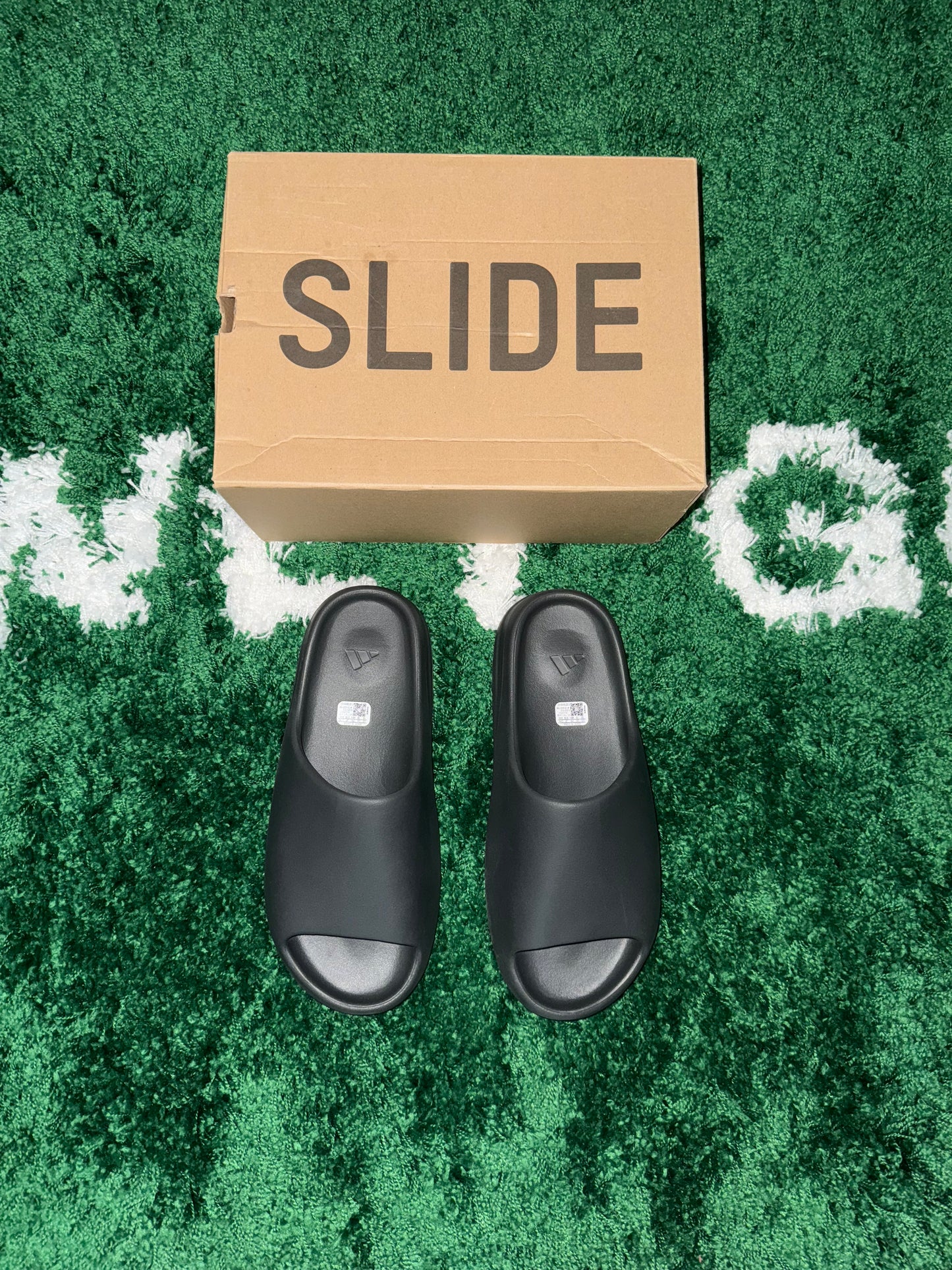 Adidas Yeezy Slide Dark Onyx - Size 13