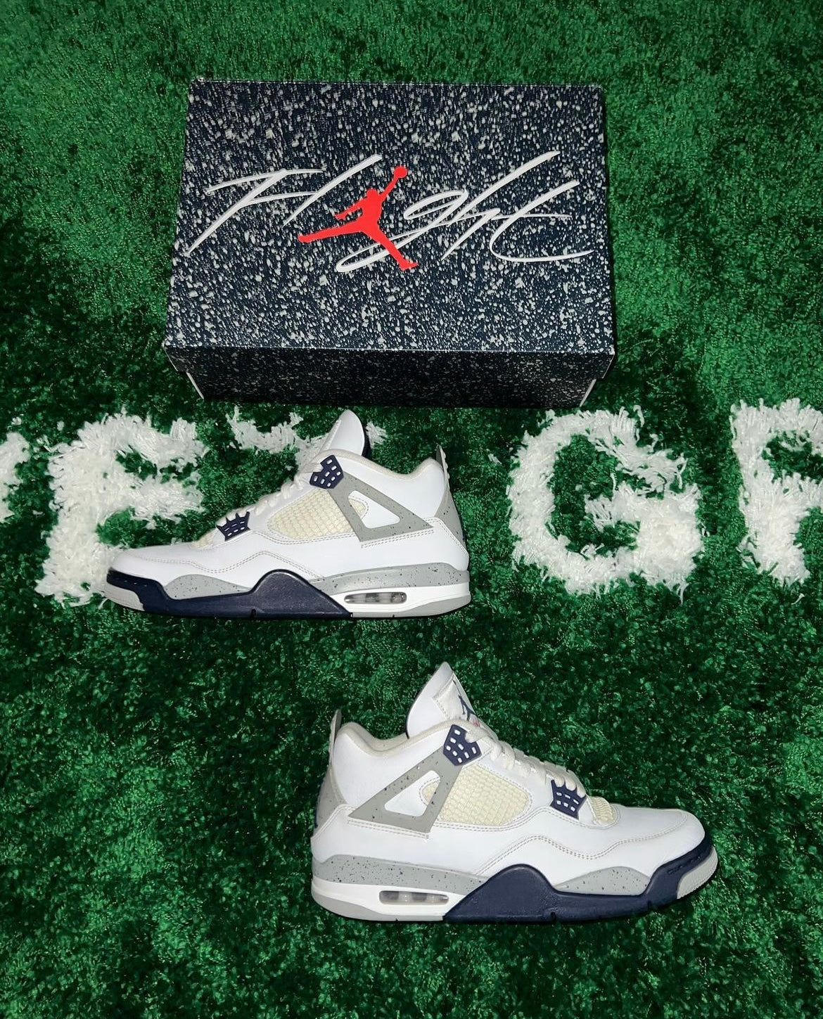 Jordan 4 Retro Midnight Navy - Size 11