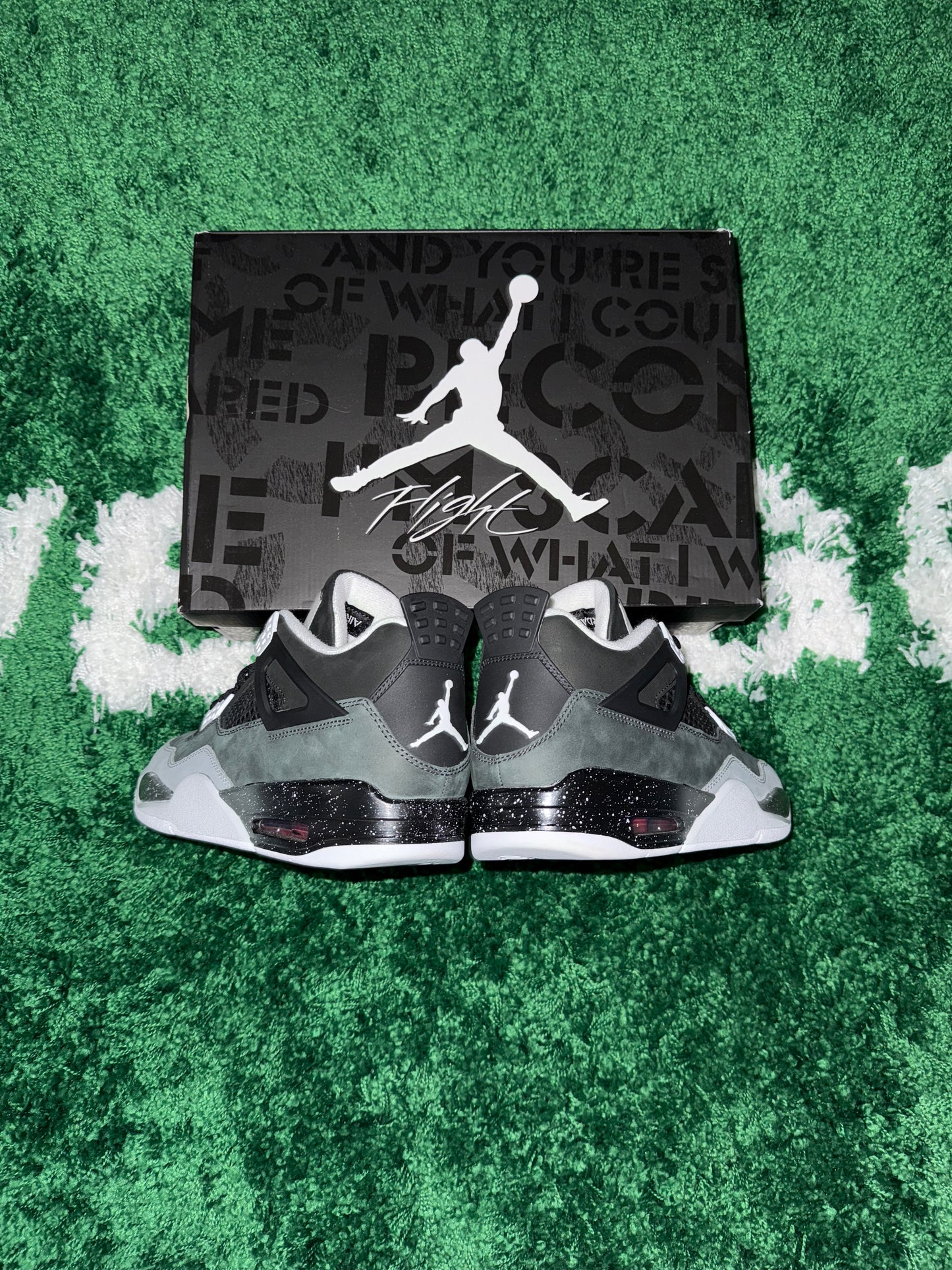 Jordan 4 Retro Fear (2024) - Size 9.5